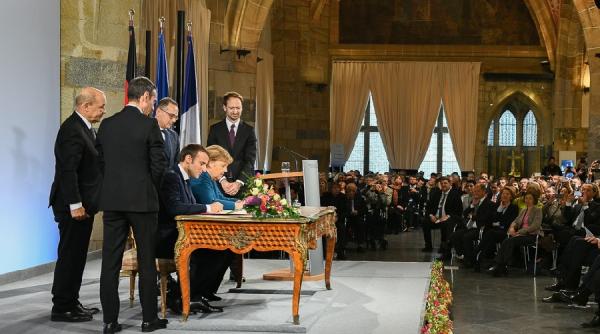 noul tratat franco german sanctionat de analistii politici