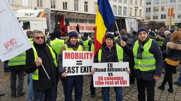 proteste franta incidente dupa ce 22000 oameni au fost in strada