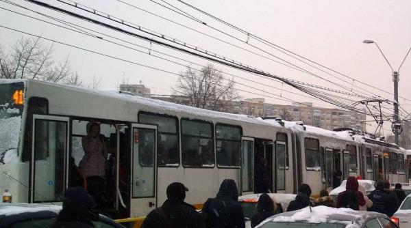 tramvaie si troleibuze blocate in bucuresti