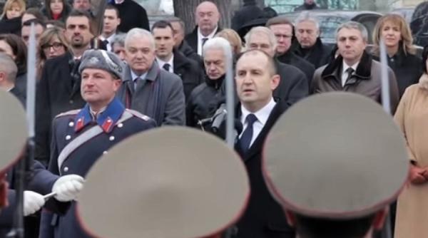 achizitiile in armata incing spiritele si in bulgaria presedintele certat de conducerea parlamentului si de executiv