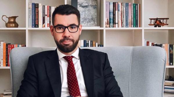 coita dupa scandalul momentului din politica imi asum mi se pare abject