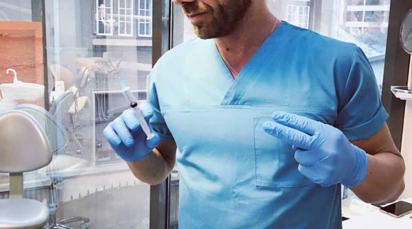 matthew mode medic fals val de reactii pe facebook