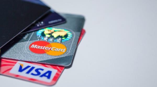 visa si mastercard comisioane majorate