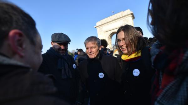 ciolos iese la protest vom fi in strada