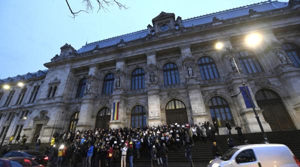 pe cand si greva politicienilor