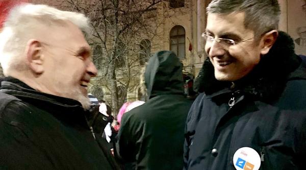 protest 24 februarie barna in piata victoriei suntem aici pentru ca