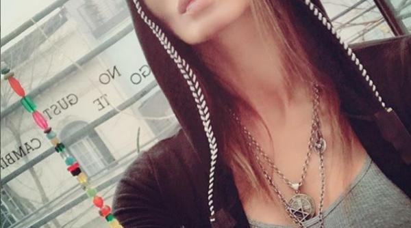 crima sau sinucidere fosta vedeta playboy gasita moarta in casa