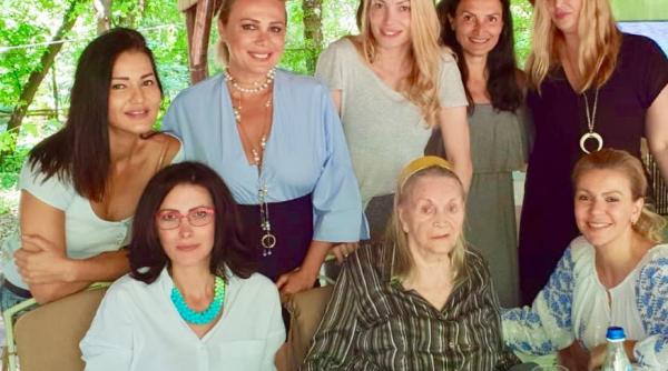 zina dumitrescu veste ingrozitoare are un loc de veci la bellu