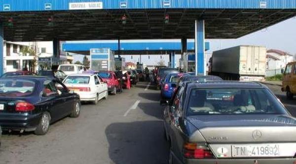 zeci de migranti descoperiti intr un tir la nadlac