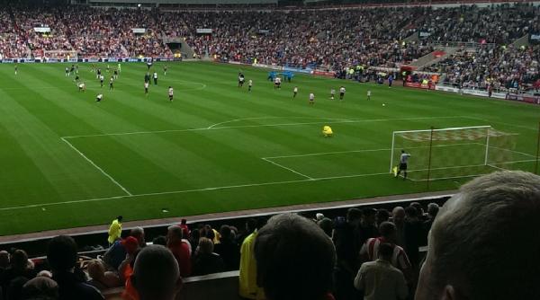 fost international anchetat pentru hartuire si expresii rasiste