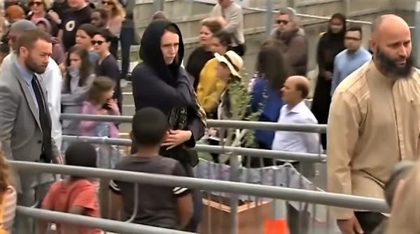 atentat noua zeelanda promisiunea premierului ardern