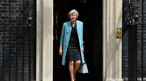 brexit theresa may la un pas de inlaturare sfarsitul este aproape tensiuni in marea britanie
