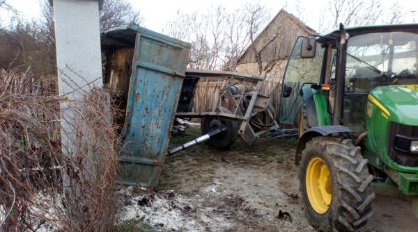 copil lovit de remorca unui tractor ancheta la protectia copilului