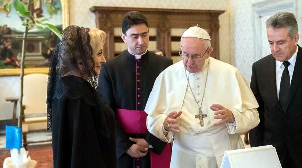 viorica dancila papa francisc intalnire