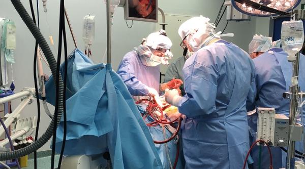 sanador a suspendat activitatea chirurgicala a medicilor sanctionati de colegiul medicilor bucuresti