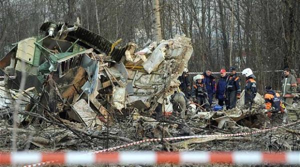 tragedie smolensk urme de explozibil pe avionul in care se afla lech kaczynski presedintele poloniei ipoteza socanta