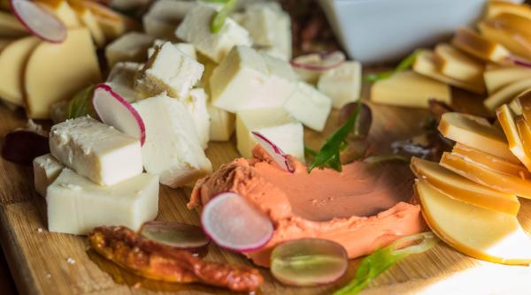 branza falsificata  ce au descoperit echipe de control ale madr