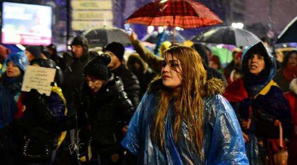 referendum pe justitie protest piata universitatii protestatara angi serban informatii tari