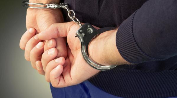 amator de masaj erotic retinut de politisti dupa ce a talharit maseuza