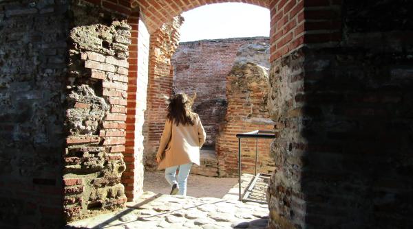 maria dumitrascu nu vreau sa intristez pe nimeni dar asta e adevarul nimeni nu va sti ca am renuntat