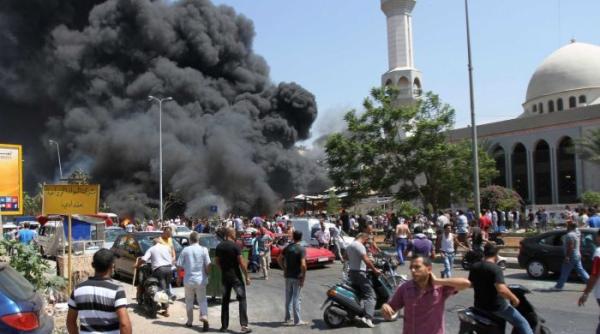 panica pe un aeroport din tripoli dupa ce un avion militar a bombardat terminalul