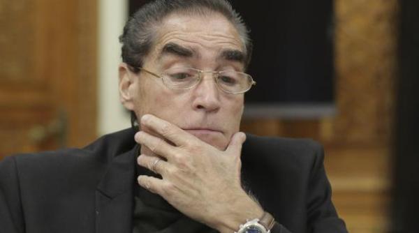 petre roman il infunda pe augustin lazar in raport cu legea comunista erau abuzuri ingrozitoare