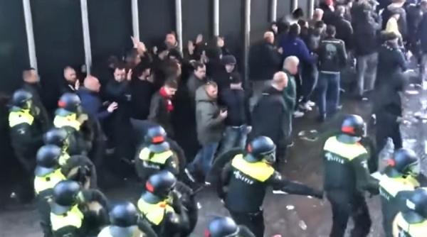 ajax juventus un meci cu sute de arestari suporterii erau pregatiti de razboi