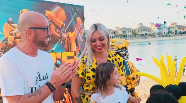 ce petrecere i a pregatit raluca zenga baietelului sau toti invitatii s au imbracat in galben