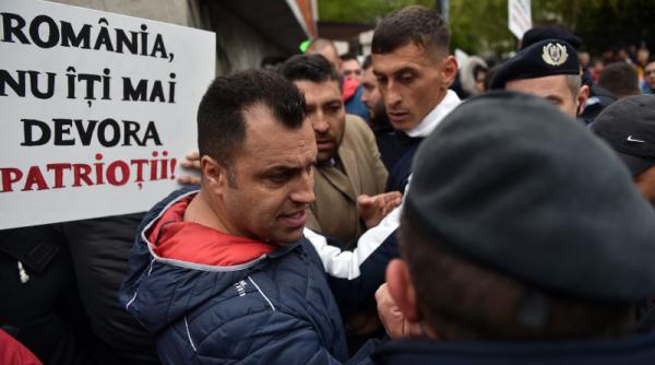 dragnea termen iccj conflicte cu jandamii injuraturi intre protestatari si simpatizanti