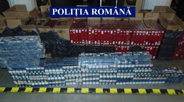 aproape 7 000 de pachete de tigari de contrabanda gasite intr o masina abandonata