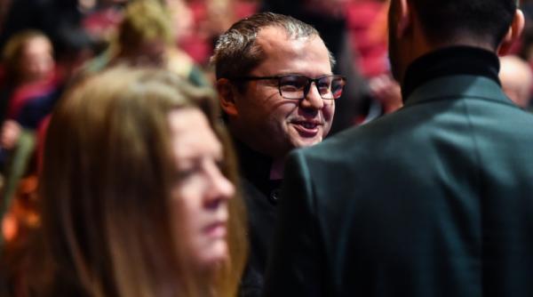 o selectie oficiala romantica si politica corneliu porumboiu pentru prima oara in competitie