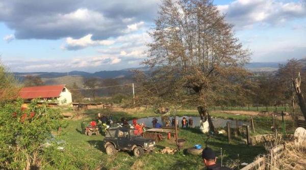 barbat gasit mort dupa ce a cazut cu atv ul intr un lac