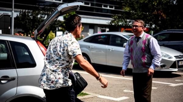 liber ca pasarea cerului cu olando si ducu marea premiera