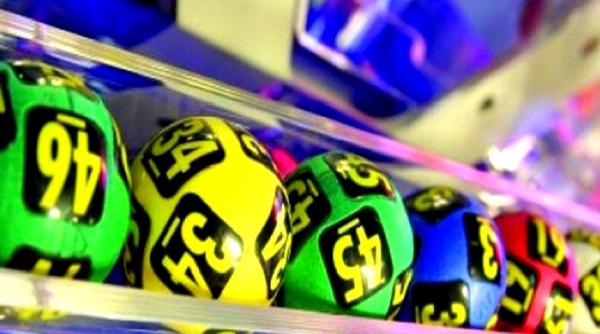 loto report de 4 milioane euro la 6 49 si 1 7 milioane euro la joker