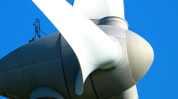 productia de energie eoliana din europa scade pretul electricitatii din romania