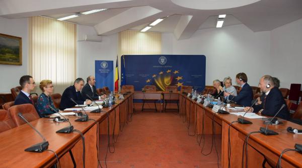 toader  intalnire cu reprezentantii comisiei de la venetia  ce au discutat