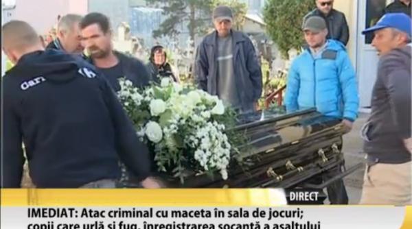 designerul razvan ciobanu este condus pe ultimul drum