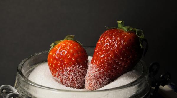 de ce sa nu mananci capsunele cu zahar cea mai mare greseala