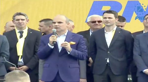 rares bogdan derajap total la mitingul pnl din 5 mai de la focsani video