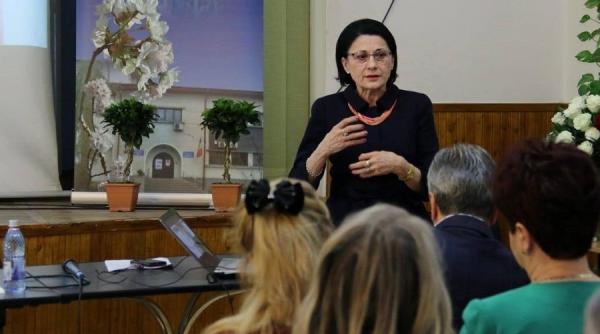 se inchid scolile reactia ministrului ecaterina andronescu ar fi absolut inacceptabil