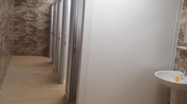 cheltuieli nejustificate la huedin s a construit cea mai scumpa toaleta din tara