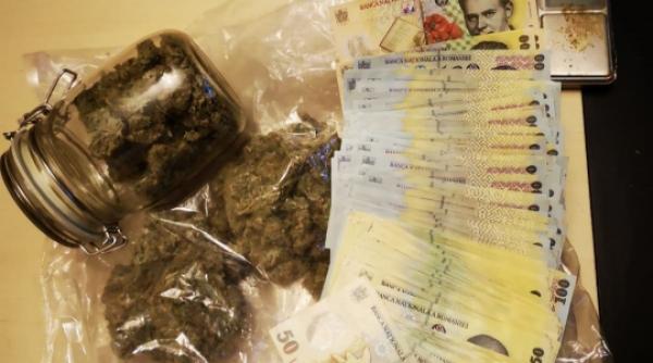 grupare specializata in trafic de droguri  destructurata  cum actionau tinerii de 17 si 18 ani