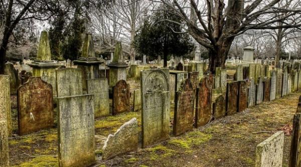 cimitirul evreiesc din husi devastat au fost gasiti vinovatii