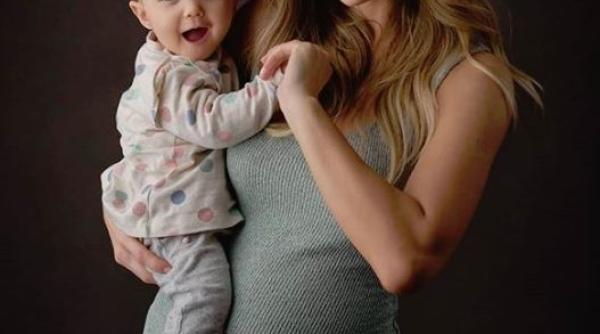 sora deliei se pregateste de botez cand va avea loc evenimentul