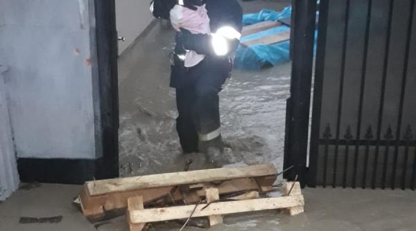 inundatii de proportii in mai multe judete  populatia  alertata prin ro alert