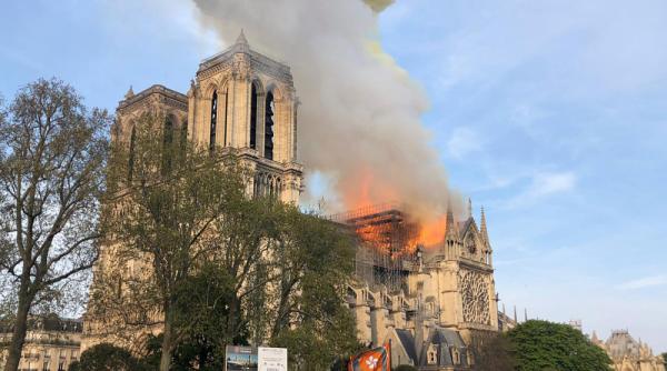 reconstructie notre dame propunerile care i au revoltat pe conservatorii francezi