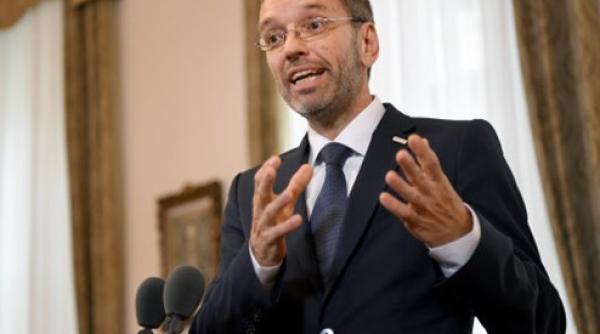 gong final pentru coalitia de guvernare dintre conservatori si extrema dreapta din austria