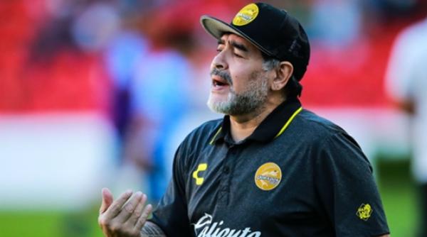 diego maradona apel catre fani nu mergeti sa va uitati