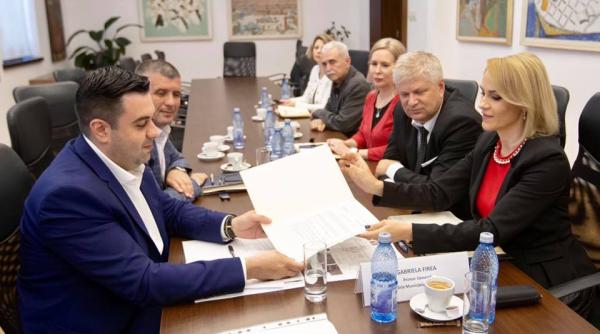 podul constanta va fi reabilitat  gabriela firea si razvan cuc au semnat