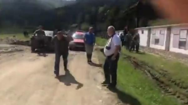 agresorii de la valea uzului au fost dusi la politie